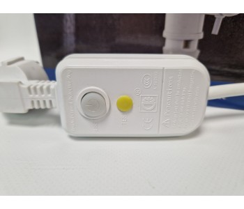 Tūlītējs ūdens sildītājs ar elastīgu krānu (3.0kW)BEF-001-02 Tūlītējs ūdens sildītājs ar elastīgu krānu (3.0kW)BEF-001-02