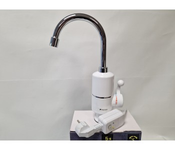 Tūlītējs ūdens sildītājs ar met. krānu (3.0kW)BEF-002D